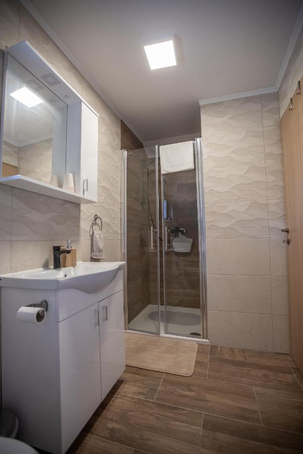 Apartmani Lara Modrus-Kuca Za Odmor Exterior foto